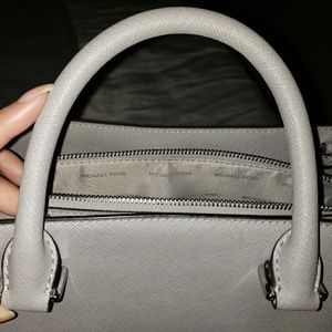 Michael kors hangbag